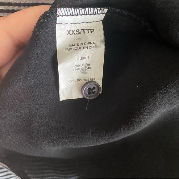 Dynamite Black Sheer Blouse Size XXS - Picture 8 of 9